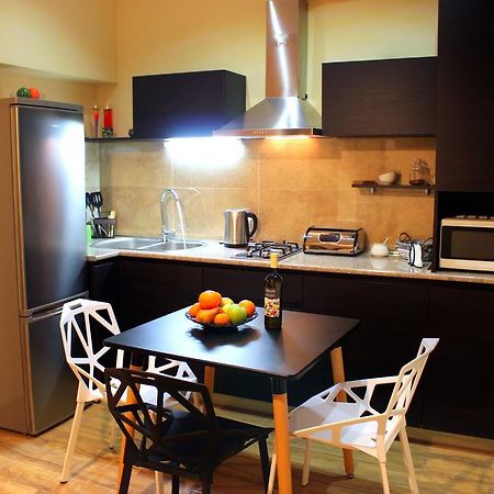 Yango Apartment Tbilisi ภายนอก รูปภาพ