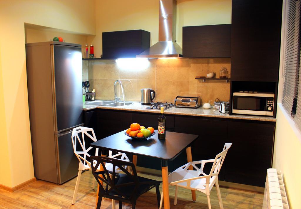 Yango Apartment Tbilisi ภายนอก รูปภาพ