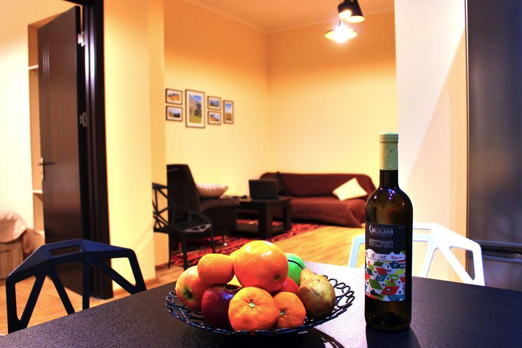 Yango Apartment Tbilisi ภายนอก รูปภาพ